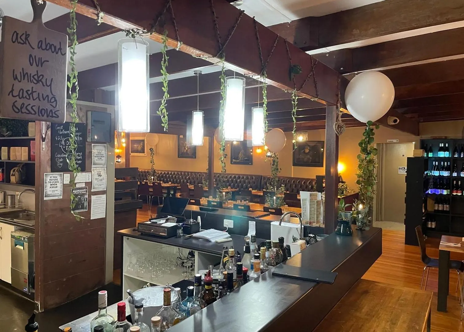 Bunya Mountains Tavern 0*, Bunya Mountains Australia